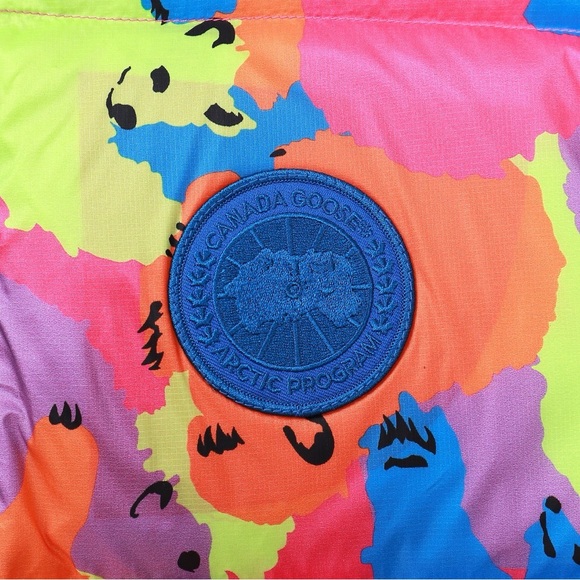 Women’s Canada Goose Colored Vest - Picture 10 of 15